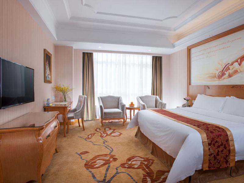 Vienna Hotel Dongguan Shi Экстерьер фото